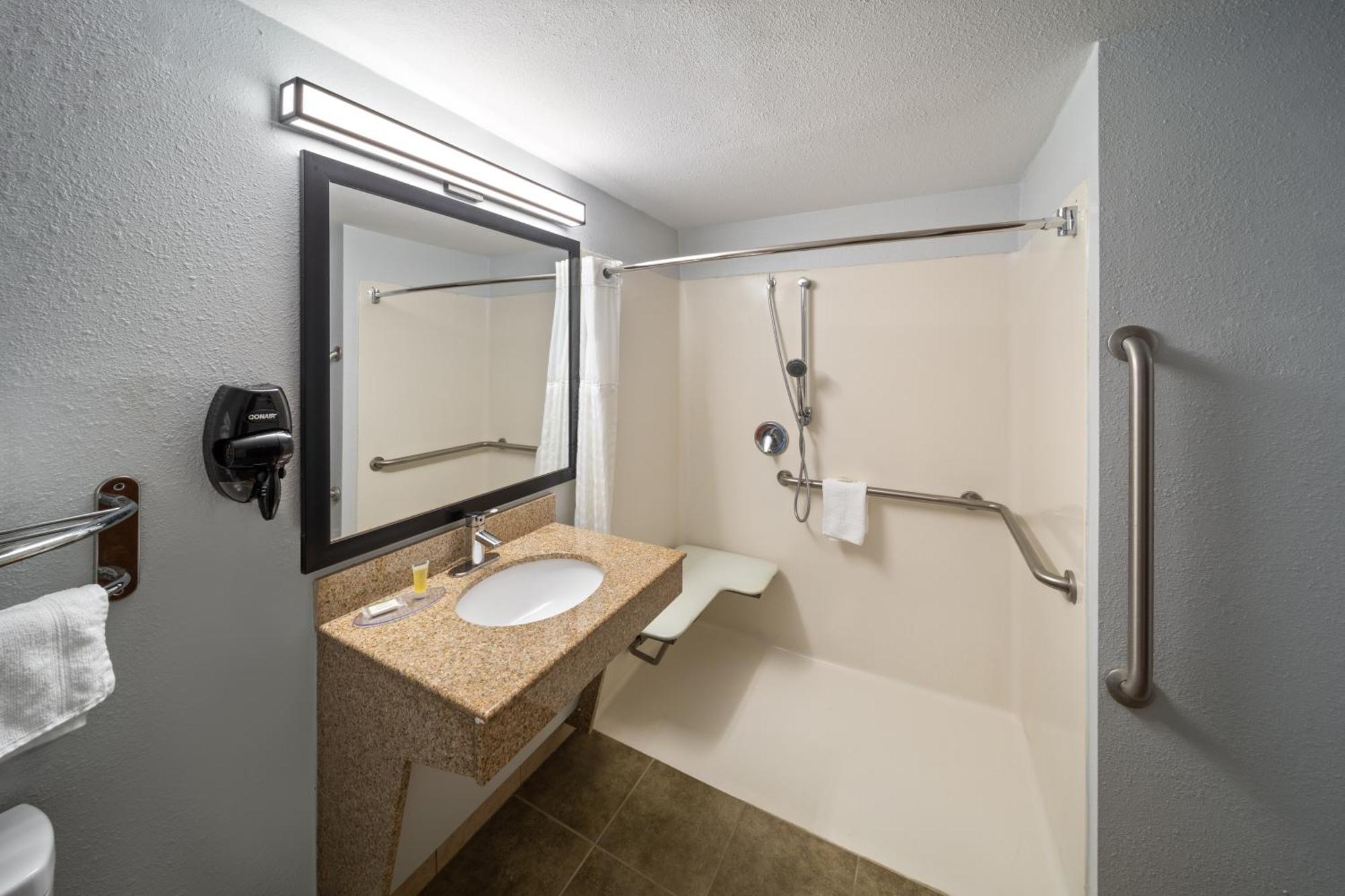 מלון Super 8 By Wyndham Alexandria La מראה חיצוני תמונה